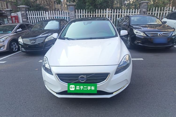 Used Volvo V40 2013 2.0T Zhiya Edition