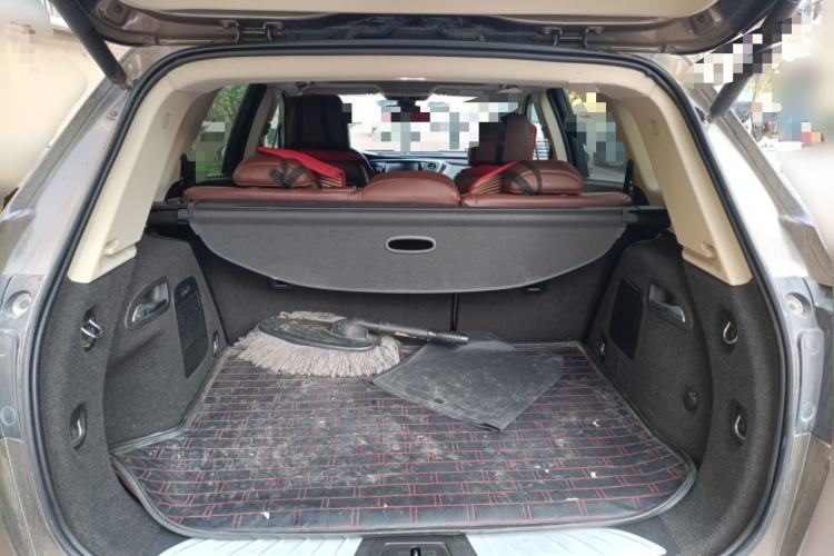 Used Buick Envision 2014 28T Four-Wheel Drive Luxury Model Trunk