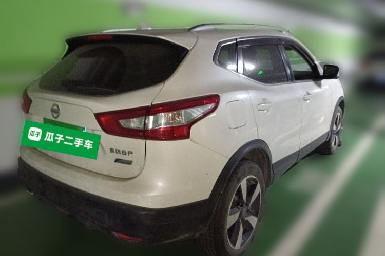Used Nissan Qashqai 2016 2.0L CVT Luxury Edition Rear Right 45 Deg