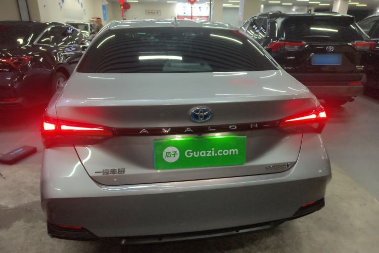 Used Toyota Avalon 2022 Dual-Engine 2.5L Luxury Edition
