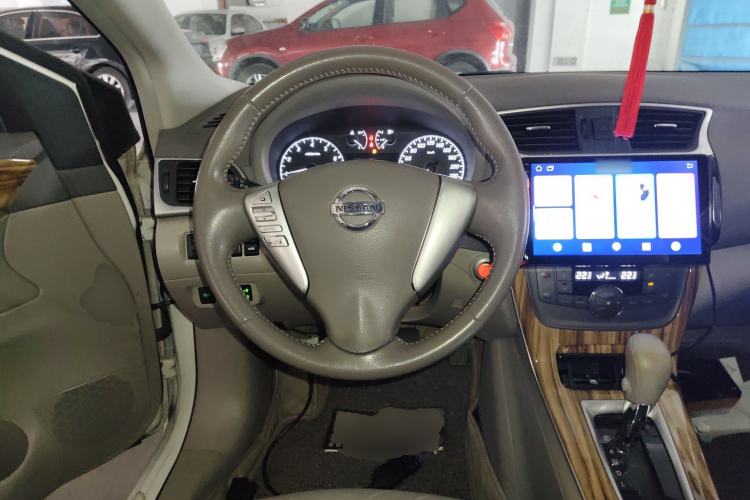 Used Nissan Sylphy 2014 1.6XV CVT Deluxe Edition