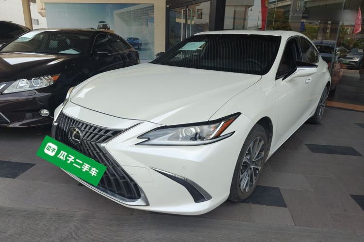 Used Lexus ES 2023 200 Excellence Edition