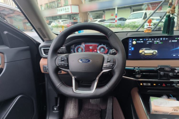 Used Ford Explorer 2023 EcoBoost 285 Four-Wheel Drive Titanium Edition 6 Seats