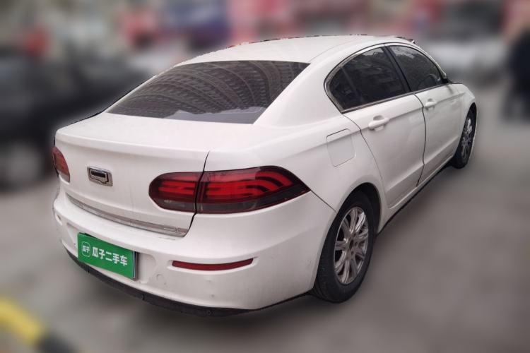 Used Qoros 3 2016 Sedan 1.6L Automatic Zhiyue Model
