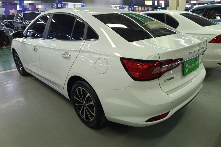 Used Roewe i5 2020 1.5L Automatic 4G Connect Luxury Flagship Edition
