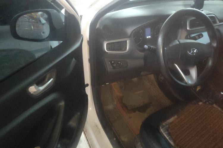 Used Hyundai Verna (older generation) 2017 1.4L Manual Refreshed Version China V Standard