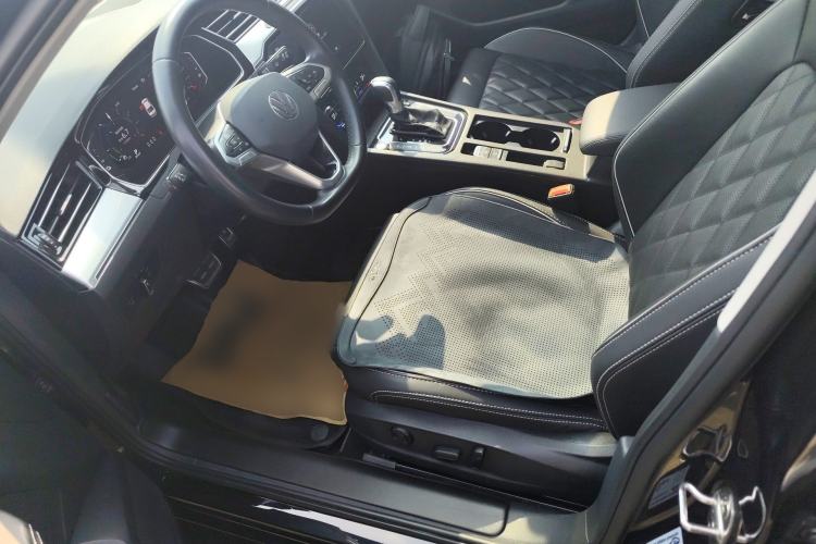 Used Volkswagen Magotan GTE Plug-in Hybrid 2022 GTE Luxury Model Left Front Seat