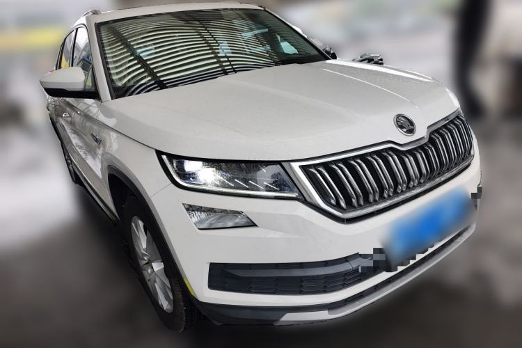 Used Skoda Kodiaq 2018 Facelifted TSI330 5-Seater Two-Wheel-Drive Luxury Enjoyment Edition Front Right 45 Deg