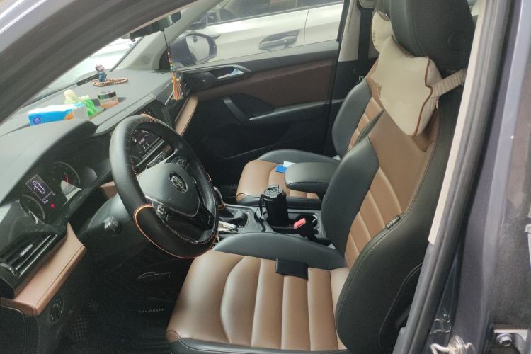 Used Volkswagen Tharu 2019 280TSI Two-Wheel Drive Luxury Version China VI Standard
