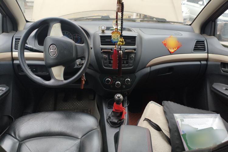 Used FAW Weizhi V5 2013 1.5L Manual Elite Model China IV Standard
