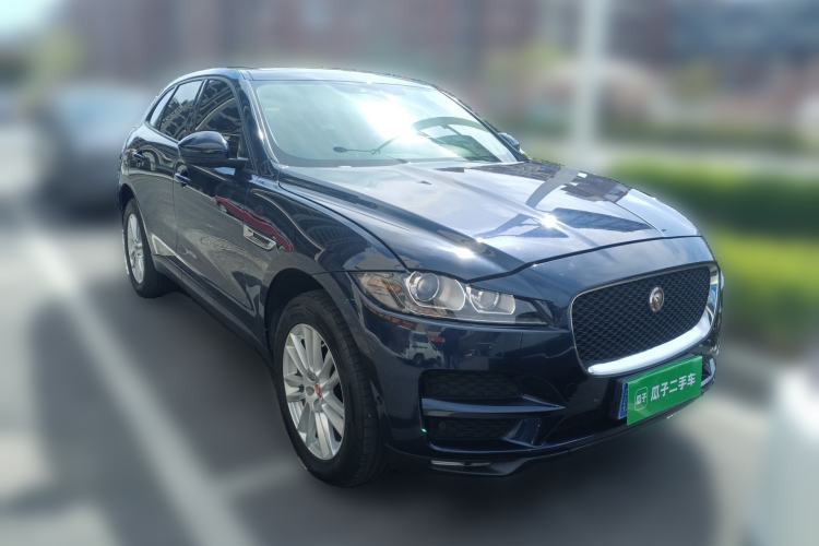 Used Jaguar F-PACE 2016 2.0T Two-Wheel-Drive R-Sport Sport Edition Front Right 45 Deg