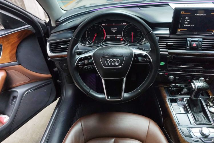 Used Audi A6L 2014 30 FSI Luxury Model
