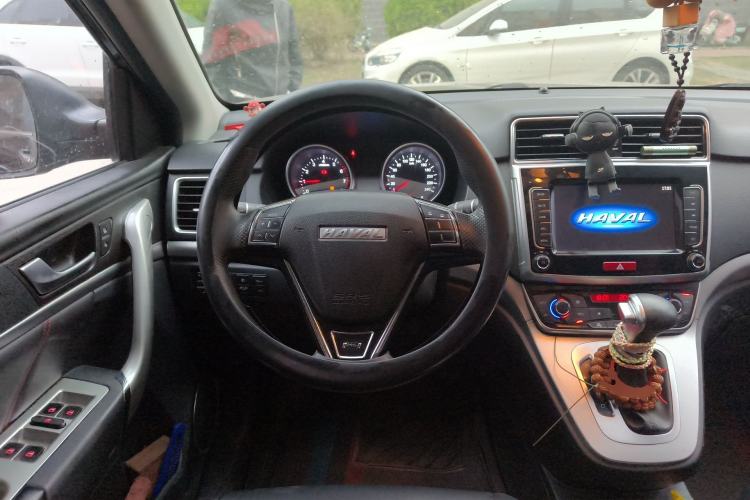 Used Haval M6 2019 1.5T DCT Two-Wheel Drive Value Edition China VI Standard Steering Wheel