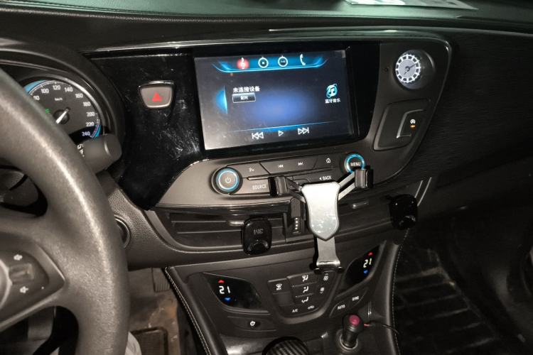 Used Buick Envision 2015 20T Two-Wheel-Drive Leading Model
