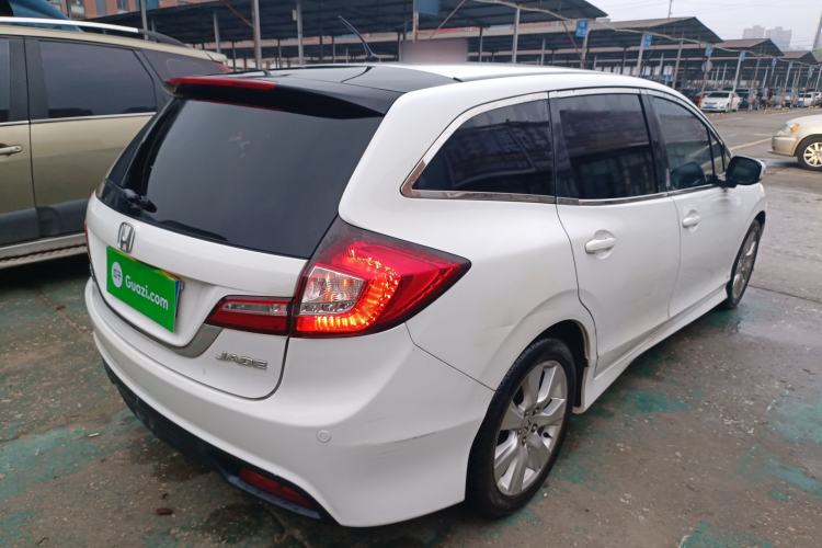 Used Honda Jade 2013 1.8L automatic Comfort version 5 seats Rear Right 45 Deg