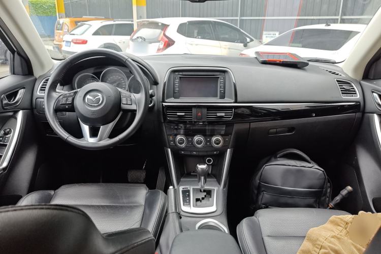Used Mazda CX-5 2013 2.5L Automatic 4x4 Luxury Version Center Console