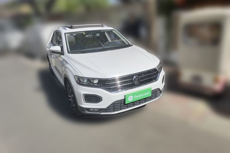 Used Volkswagen T-ROC 2021 280TSI DSG Two-Wheel Drive Comfort Connect Edition Front Right 45 Deg