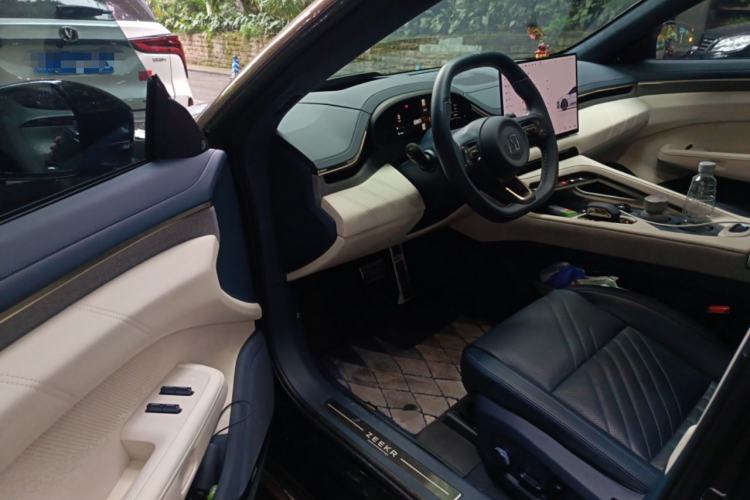 Used Zeekr 001 2025 WE Edition 95 kWh All-Wheel Drive