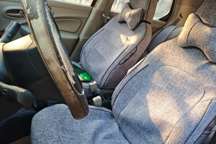 Used Venucia R30 2014 1.2L Manual Enjoyment Edition