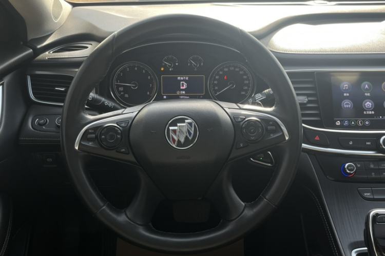 Used Buick LaCrosse 2022 652T Luxury Version
