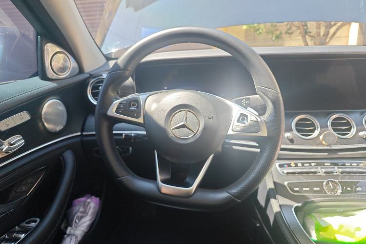 Used Mercedes-Benz E-Class 2017 E 300 L Sport Luxury Edition Steering Wheel