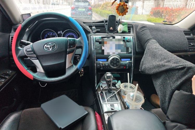 Used Toyota Reiz 2013 2.5V Shangrui Navigation Edition Interior 2