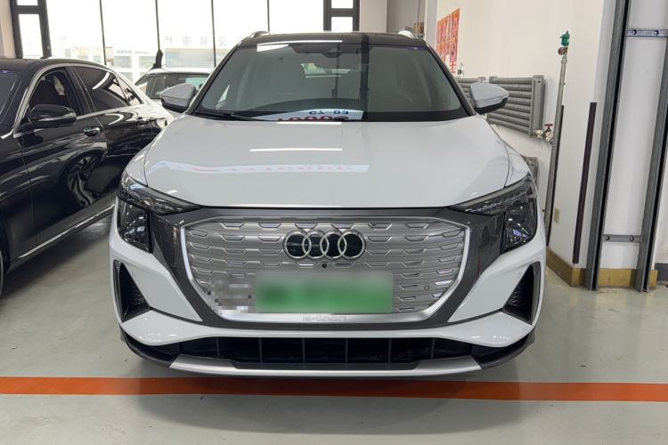 Used Audi Q5 e-tron 2022 50 e-tron quattro Glory Edition Elegant Suit