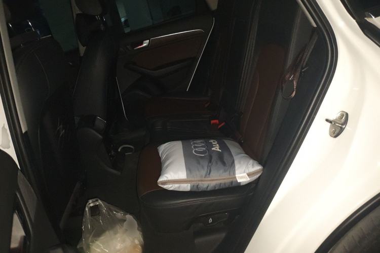 Used Audi Q5 2017 Plus 40 TFSI Ambition Model
