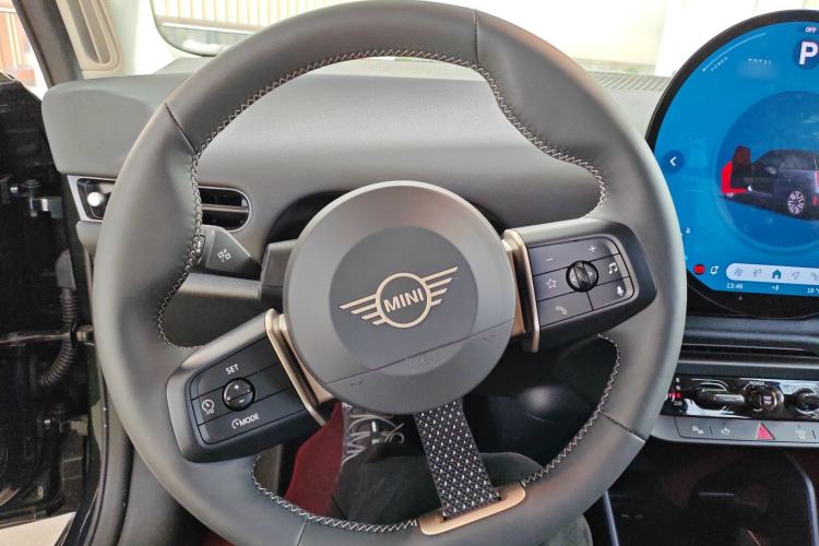 Used MINI Electric MINI COOPER 2025 456km COOPER E Classic Style
