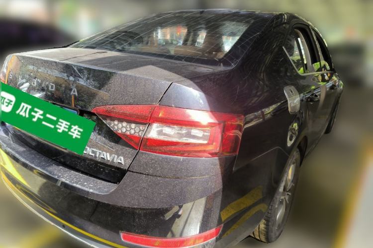Used Skoda Octavia 2019 1.5L Manual SmartDrive Comfort Edition China VI Standard