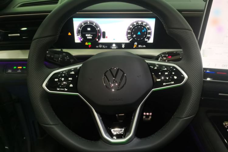 Used Volkswagen Teramont 2025 Tiguan Pro 450TSI Four-Wheel Drive Summit Edition
