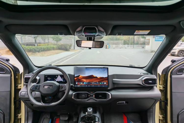 Used Geely Auto Cowboy 2025 1.5TD Trendy Play Edition