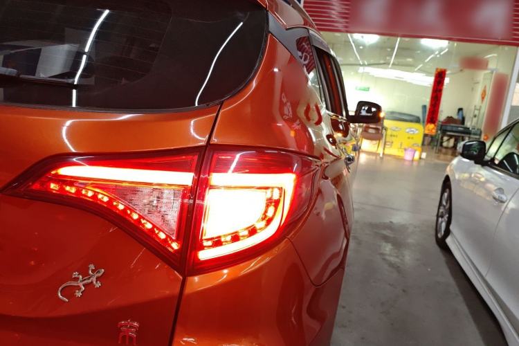 Used BYD Song 2016 GaiShi Edition 1.5TI Manual Elite Model