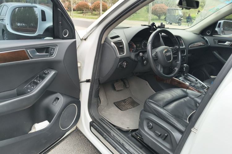 Used Audi Q5 2012 2.0TFSI Comfort Version Driver Seat