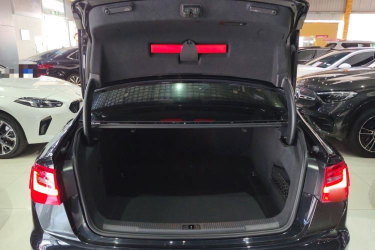 Used Audi A6L 2015 30 FSI Millionth Anniversary Comfort Model
