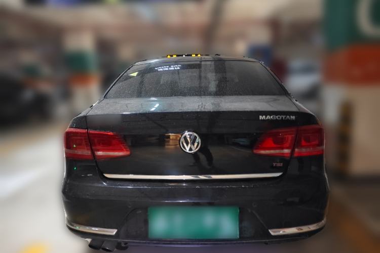 Used Volkswagen Magotan 2015 Revised Version 2.0 TSI Prestige Edition Rear