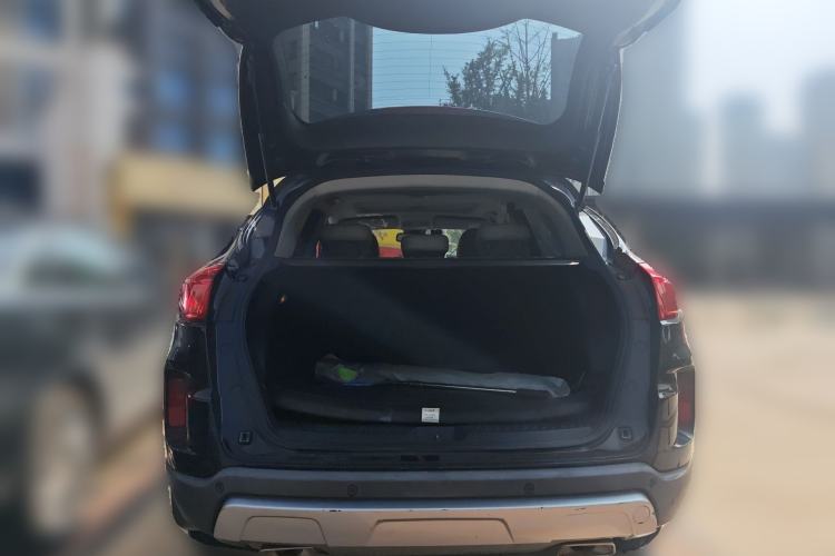 Used Bestune X80 2015 2.0L automatic comfort version
