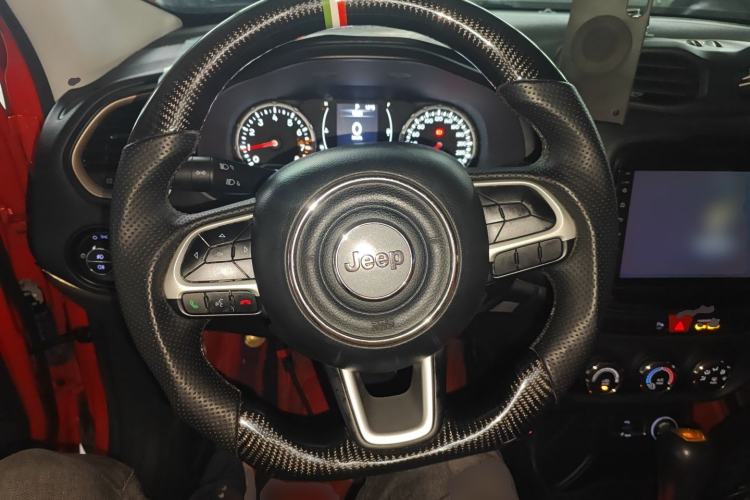 Used Jeep Renegade 2017 180T Automatic High-Energy Version
