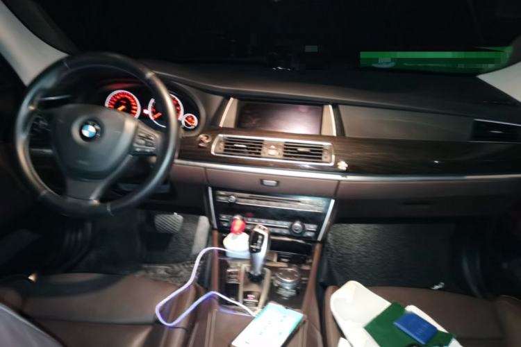 Used BMW 5 Series GT 2014 528i Luxury Edition