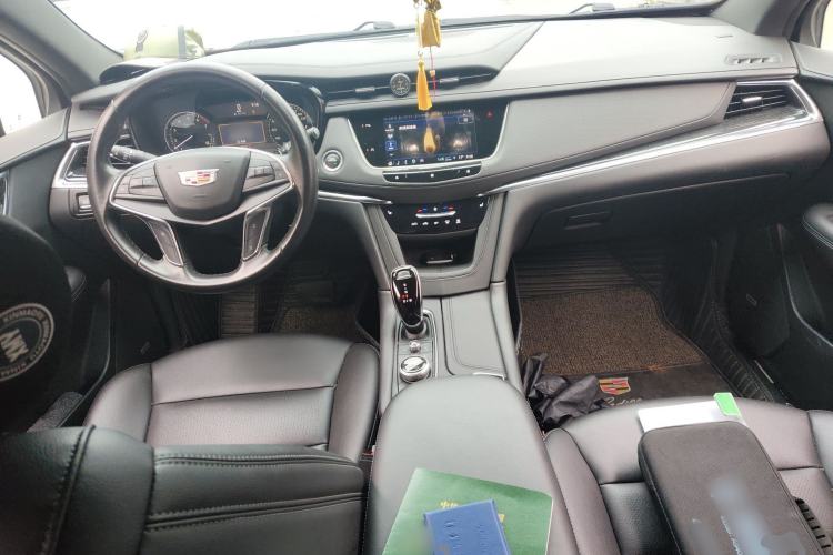 Used Cadillac XT5 2021 28T Luxury Model
