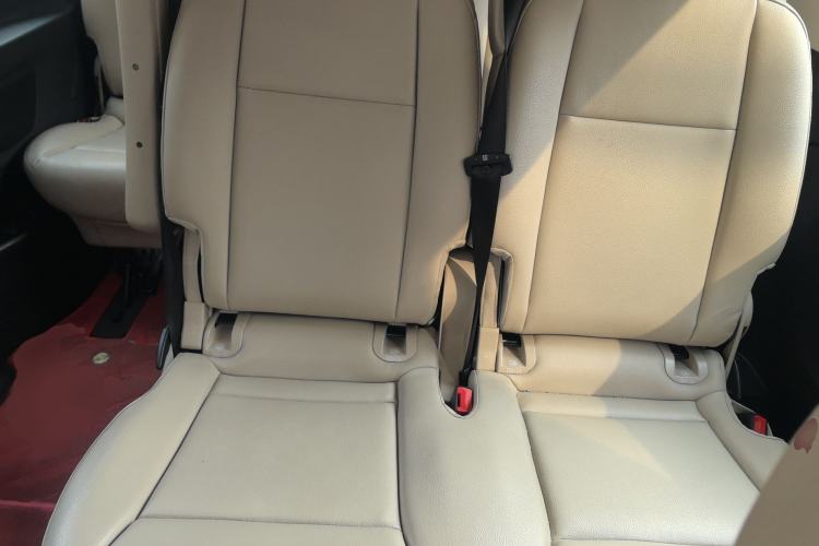 Used Mercedes-Benz Vito 2021 2.0T Elite Version 7 Seats