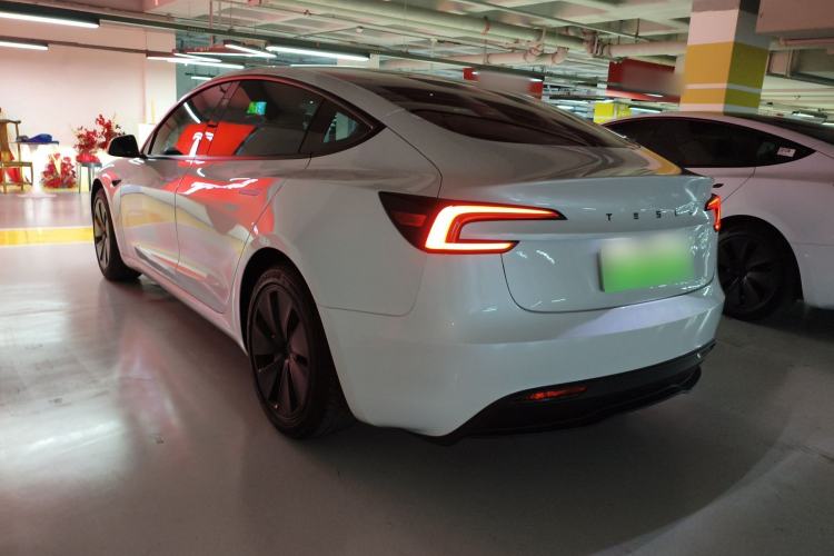 Used Tesla Model 3 2025 Rear-Wheel-Drive Version
