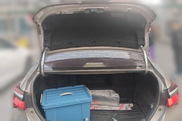 Used Toyota Corolla 2016 Dual-Engine 1.8L E-CVT Elite Edition