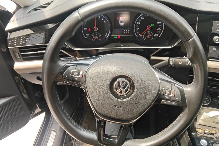 Used Volkswagen Passat New Energy 2019 430 PHEV Hybrid Luxury Edition Steering Wheel
