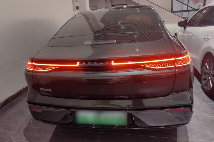 Used Geely Galaxy 8 2025 130km EM-i Deluxe Edition Rear