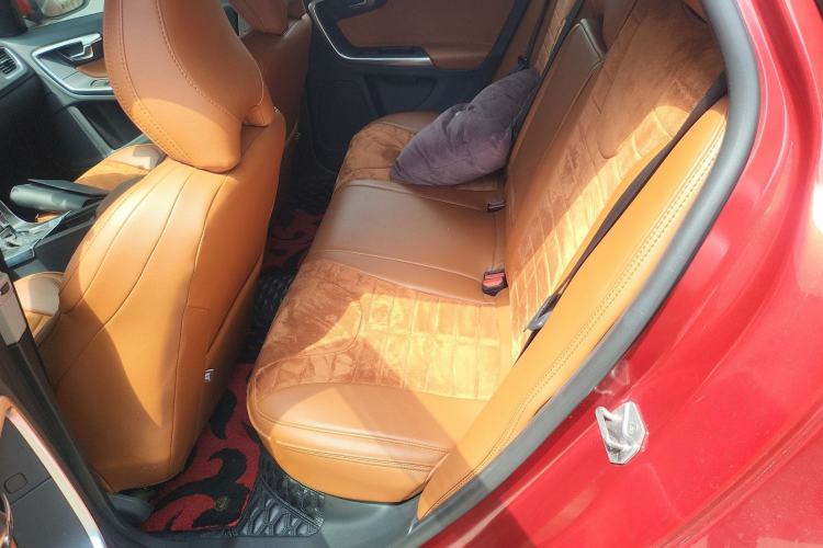 Used Volvo V60 2014 Restyled T5 Zhiya Edition Left Rear Seat