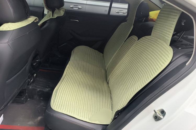 Used Roewe i5 2023 1.5L CVT Luxury Edition Left Rear Seat