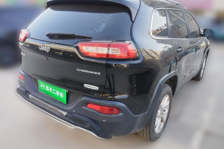 Used Jeep Cherokee 2017 2.4L Leading Smart Edition