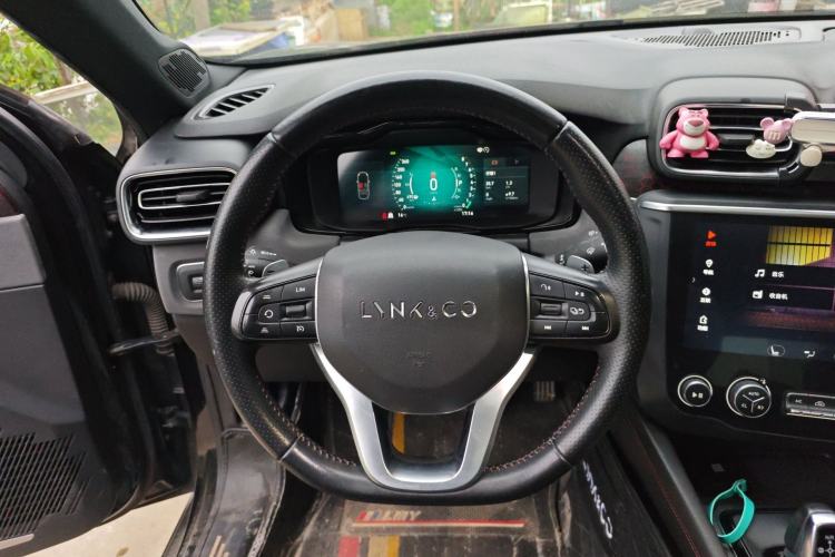 Used Lynk & Co 03 2020 2.0TD Automatic Trend Edition Steering Wheel