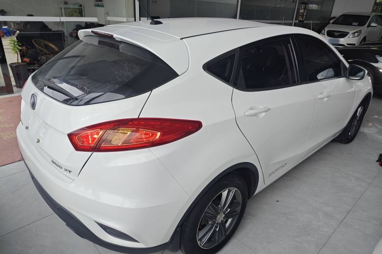 Used Changan Eado 2015 1.6L Automatic Junku Model China IV Standard
